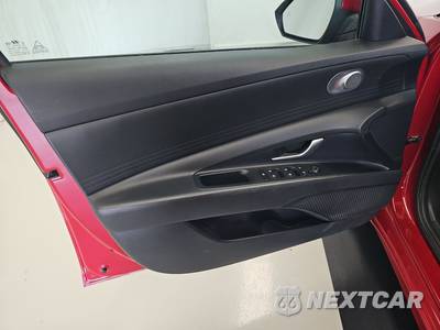 2022 Hyundai Elantra SEL - zdjęcie 9 z 25 - miniatura