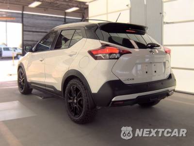 2020 Nissan Kicks SR - zdjęcie 6 z 22 - miniatura