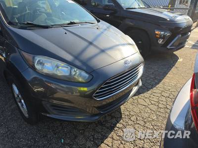 2018 Ford Fiesta SE Sedan - zdjęcie 2 z 40 - miniatura