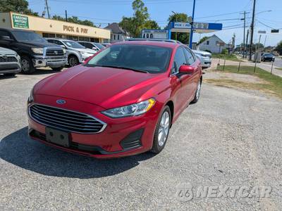 2020 Ford Fusion SE - zdjęcie 1 z 18 - miniatura
