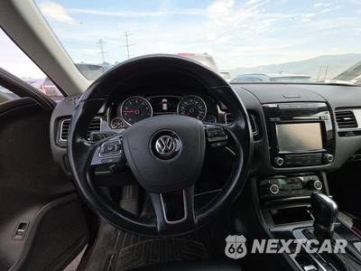2013 Volkswagen Touareg V6 Lux - zdjęcie 10 z 36 - miniatura