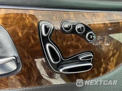2014 Hyundai Equus Signature - zdjęcie 40 z 49 - miniatura