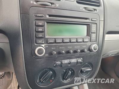 2006 Volkswagen Jetta Sedan TDI - zdjęcie 6 z 29 - miniatura