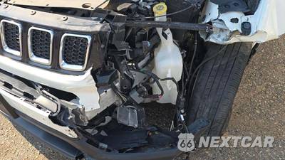 2017 Jeep Compass Latitude - zdjęcie 35 z 36 - miniatura