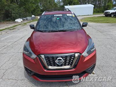 2019 Nissan Kicks SR - zdjęcie 2 z 35 - miniatura