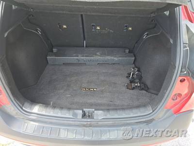 2019 Nissan Kicks SR - zdjęcie 16 z 35 - miniatura
