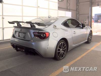 2017 Toyota 86 - zdjęcie 4 z 47 - miniatura