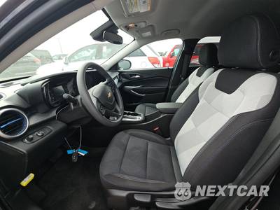 2026 Chevrolet Trax LS - zdjęcie 7 z 23 - miniatura