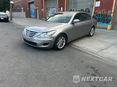 2011 Hyundai Genesis 3.8 Sedan - zdjęcie 1 z 9 - miniatura