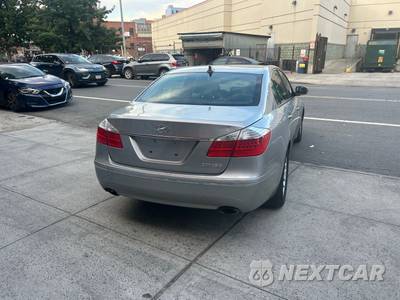 2011 Hyundai Genesis 3.8 Sedan - zdjęcie 6 z 9 - miniatura