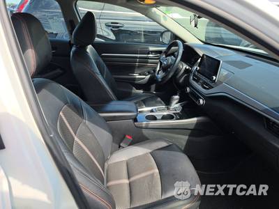 2023 Nissan Altima SR - zdjęcie 14 z 30 - miniatura