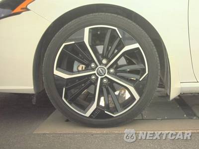 2023 Nissan Altima SR - zdjęcie 9 z 30 - miniatura