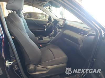 2023 Toyota Venza LE - zdjęcie 8 z 57 - miniatura
