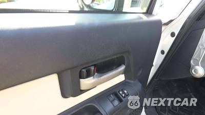 2012 Toyota FJ Cruiser w/Rear Doors - zdjęcie 28 z 39 - miniatura