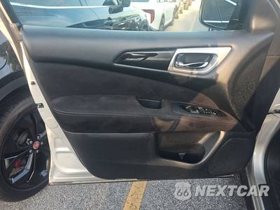2014 Nissan Pathfinder SV - zdjęcie 9 z 19 - miniatura