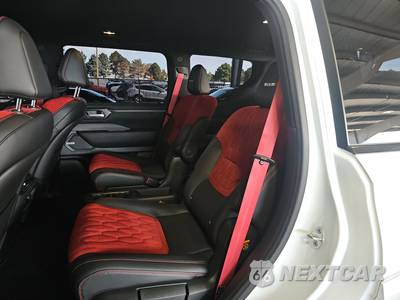 2026 Nissan Armada NISMO - zdjęcie 13 z 20 - miniatura