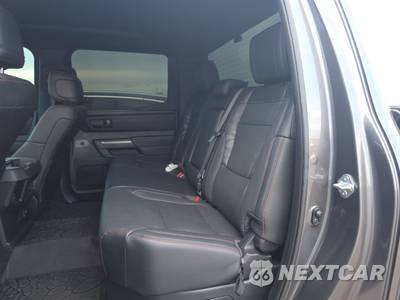 2026 Toyota Tundra i-FORCE MAX TRD Pro Crew Cab Short Bed - zdjęcie 13 z 20 - miniatura
