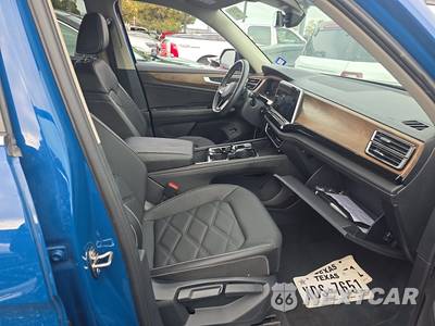 2025 Volkswagen Atlas 2.0T SE w/Technology - zdjęcie 8 z 31 - miniatura