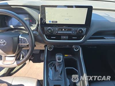 2025 Toyota Grand Highlander XLE - zdjęcie 11 z 25 - miniatura