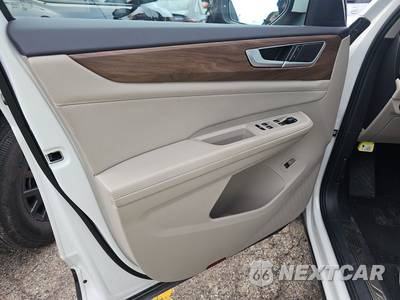 2025 Volkswagen Atlas 2.0T SE w/Technology - zdjęcie 9 z 27 - miniatura