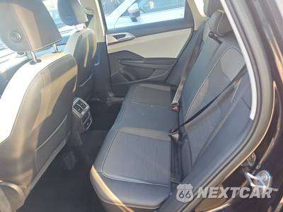 2025 Volkswagen Taos SE - zdjęcie 13 z 33 - miniatura