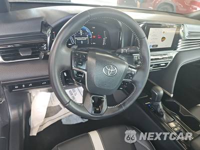 2026 Toyota Camry SE - zdjęcie 10 z 27 - miniatura