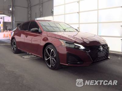2024 Nissan Altima SR - zdjęcie 3 z 20 - miniatura