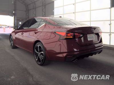 2024 Nissan Altima SR - zdjęcie 6 z 20 - miniatura