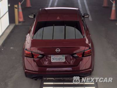2024 Nissan Altima SR - zdjęcie 5 z 20 - miniatura