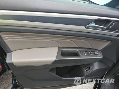 2023 Volkswagen Atlas Cross Sport 3.6L V6 SEL Premium R-Line - zdjęcie 9 z 29 - miniatura
