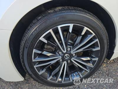 2017 Nissan Maxima Platinum - zdjęcie 8 z 23 - miniatura