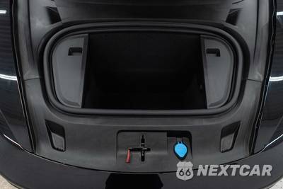 2022 Porsche Taycan - zdjęcie 45 z 54 - miniatura