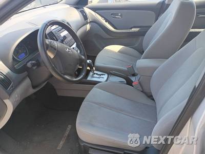 2010 Hyundai Elantra SE Sedan - zdjęcie 8 z 25 - miniatura