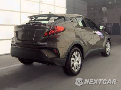 2021 Toyota C-HR LE - zdjęcie 4 z 25 - miniatura
