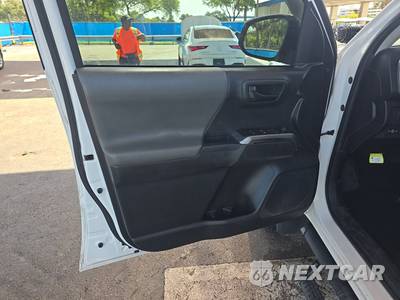 2023 Toyota Tacoma SR5 Crew Cab Medium Bed - zdjęcie 9 z 31 - miniatura