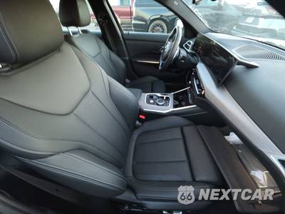 2026 BMW 3 Series Sedan 330i xDrive NA - zdjęcie 8 z 25 - miniatura