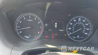 2016 Hyundai Genesis 3.8 Sedan - zdjęcie 29 z 43 - miniatura
