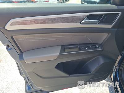 2022 Volkswagen Atlas Cross Sport 2.0T SE w/Technology - zdjęcie 15 z 28 - miniatura