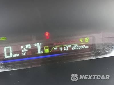 2014 Toyota Prius v Three - zdjęcie 15 z 21 - miniatura