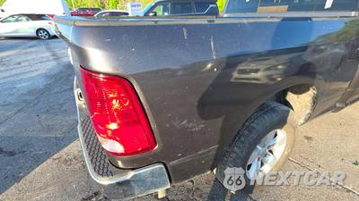 2019 Ram 1500 Classic SLT Crew Cab Medium Bed - zdjęcie 34 z 41 - miniatura