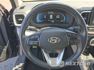 2025 Hyundai Venue SEL - zdjęcie 10 z 27 - miniatura