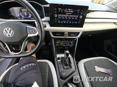 2025 Volkswagen Taos SE - zdjęcie 11 z 25 - miniatura