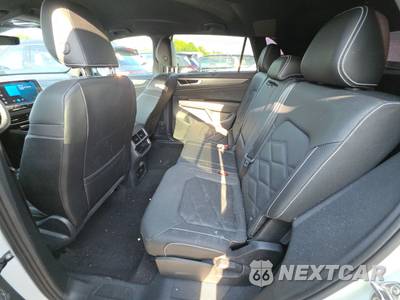 2025 Volkswagen Atlas Cross Sport 2.0T SE w/Technology - zdjęcie 13 z 20 - miniatura