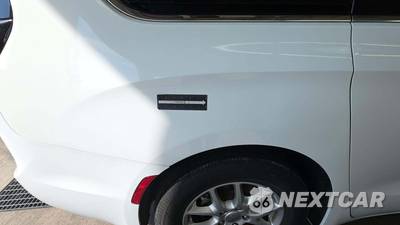2023 Chrysler Pacifica Touring L 121.6" WB - zdjęcie 22 z 36 - miniatura