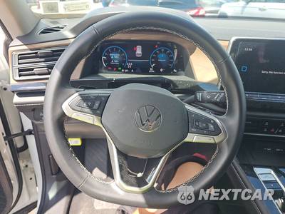 2025 Volkswagen Atlas 2.0T SE w/Technology - zdjęcie 10 z 27 - miniatura