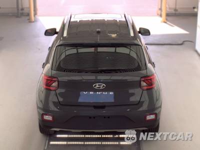 2025 Hyundai Venue SEL - zdjęcie 5 z 28 - miniatura