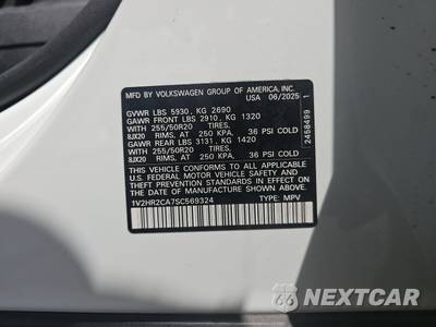 2025 Volkswagen Atlas 2.0T SE w/Technology - zdjęcie 14 z 27 - miniatura