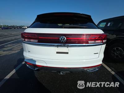 2025 Volkswagen Atlas Cross Sport 2.0T SE w/Technology - zdjęcie 5 z 30 - miniatura