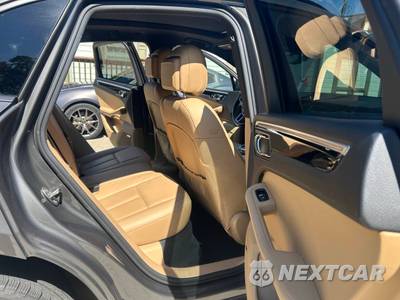 2018 Porsche Macan - zdjęcie 34 z 47 - miniatura