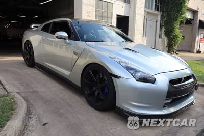 2010 Nissan GT-R Premium - zdjęcie 5 z 16 - miniatura